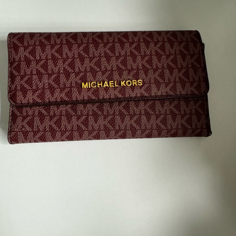 Michael kors wallet